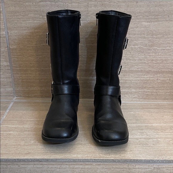 ART CLASS UGC Girls Size 5 Black Moto Boots zip up faux buckle - Picture 2 of 12